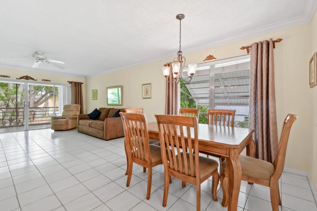 Active With Contract: $197,500 (2 beds, 2 baths, 915 Square Feet)