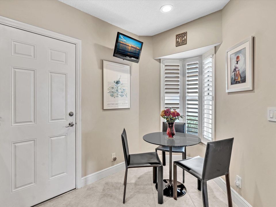 Active With Contract: $499,000 (3 beds, 2 baths, 1625 Square Feet)