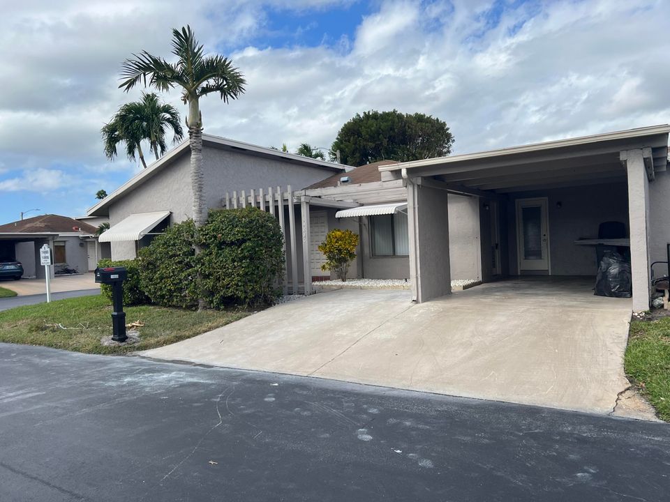 Recientemente alquilado: $2,200 (3 camas, 2 baños, 1529 Pies cuadrados)