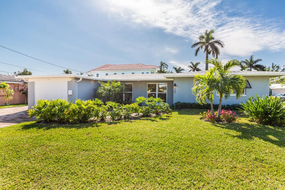 Active With Contract: $7,250 (3 beds, 2 baths, 1765 Square Feet)