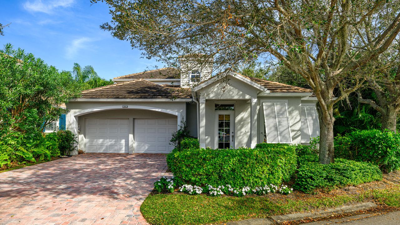 Recently Sold: $1,495,000 (3 beds, 2 baths, 1790 Square Feet)