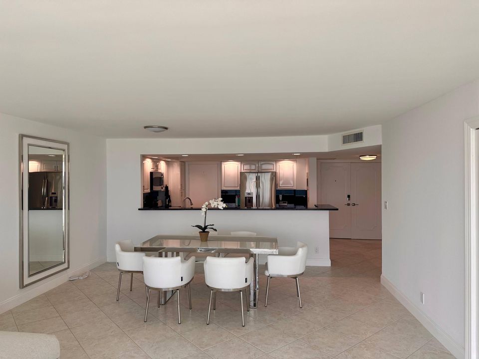 Active With Contract: $8,500 (2 beds, 2 baths, 1382 Square Feet)