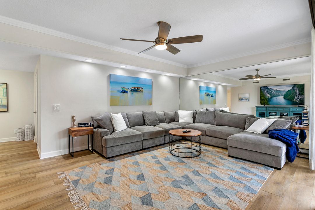 Под контрактом: $7,500 (2 спален, 2 ванн, 1478 Квадратных фут)