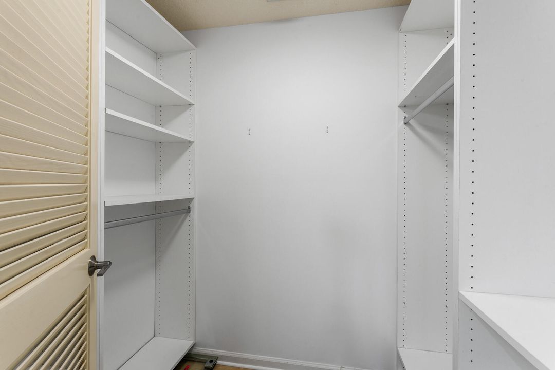 Под контрактом: $7,500 (2 спален, 2 ванн, 1478 Квадратных фут)