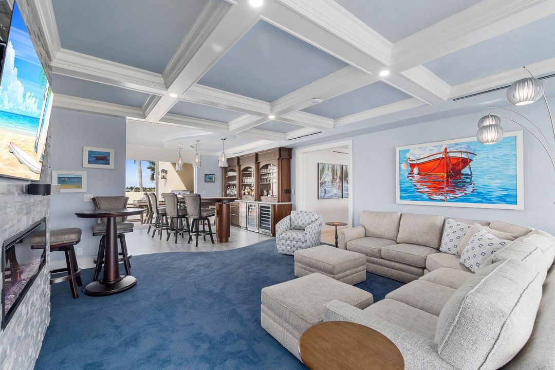 For Sale: $4,900,000 (3 beds, 4 baths, 3908 Square Feet)