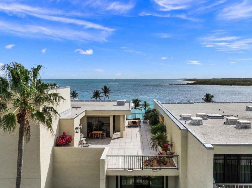 For Sale: $4,900,000 (3 beds, 4 baths, 3908 Square Feet)