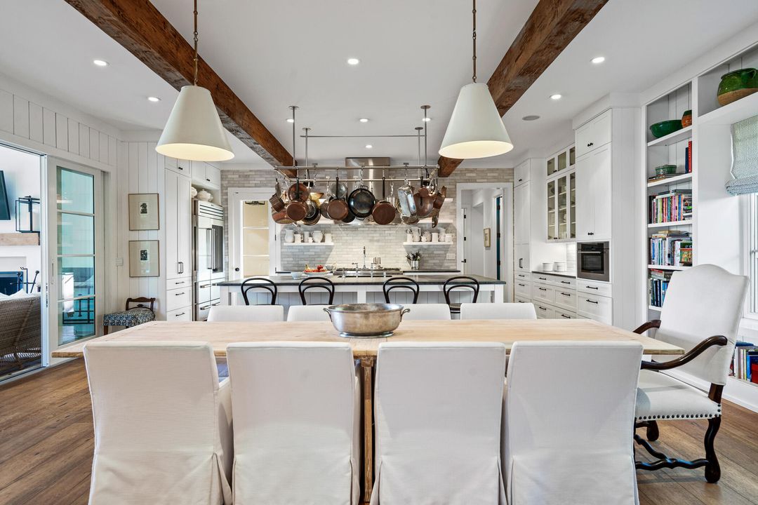 Active With Contract: $6,150,000 (3 beds, 3 baths, 3423 Square Feet)