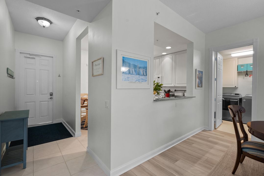 Active With Contract: $399,000 (2 beds, 2 baths, 1989 Square Feet)