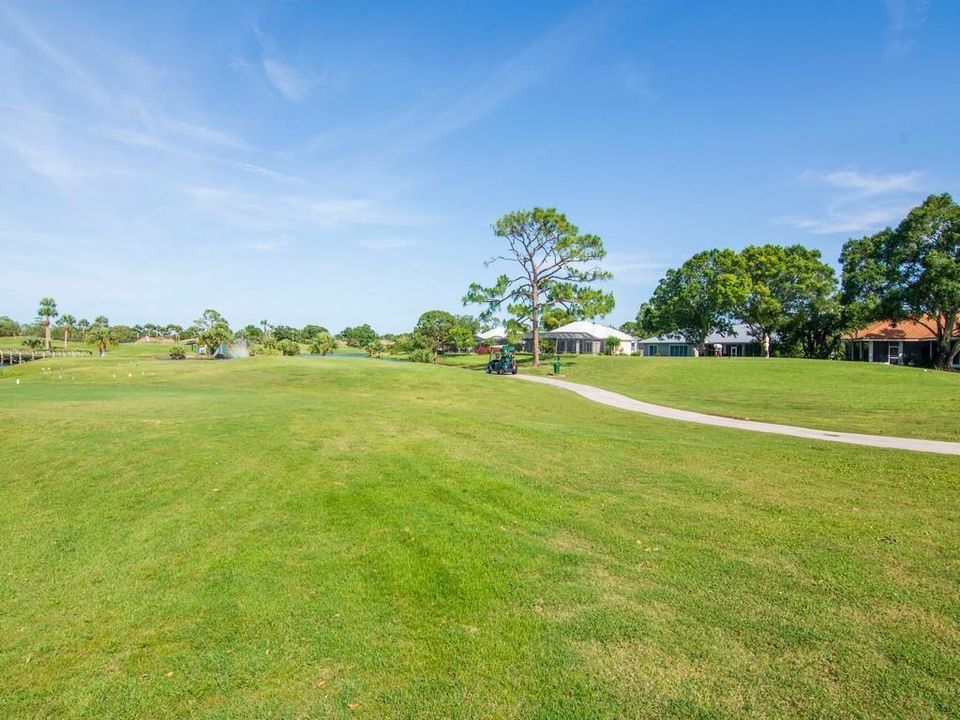 For Sale: $249,000 (2 beds, 2 baths, 1417 Square Feet)