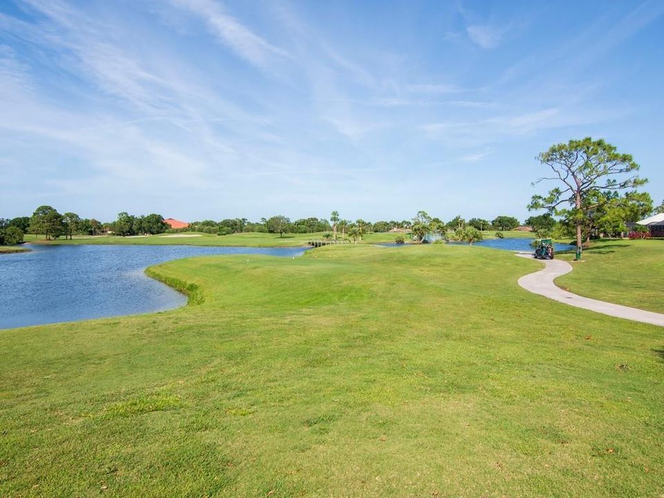 For Sale: $249,000 (2 beds, 2 baths, 1417 Square Feet)