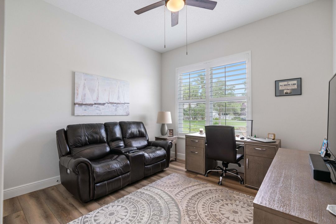 Active With Contract: $1,099,000 (3 beds, 2 baths, 1961 Square Feet)