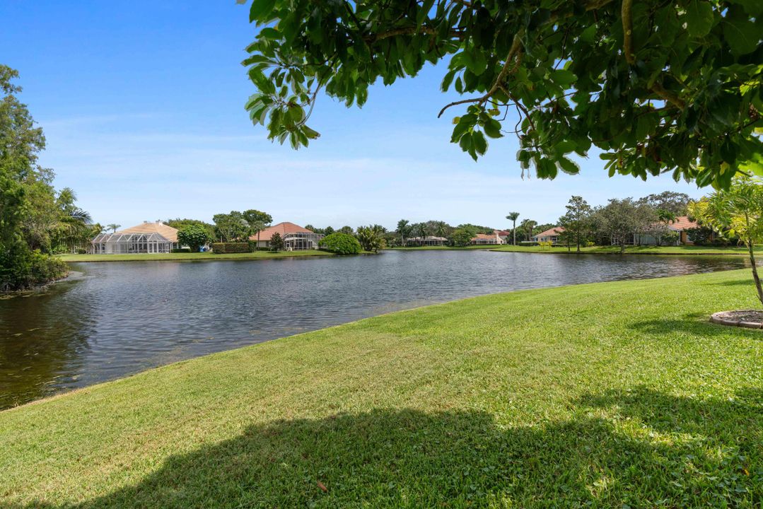 Active With Contract: $1,099,000 (3 beds, 2 baths, 1961 Square Feet)