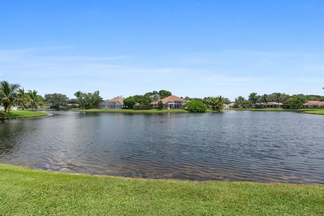 Active With Contract: $1,099,000 (3 beds, 2 baths, 1961 Square Feet)