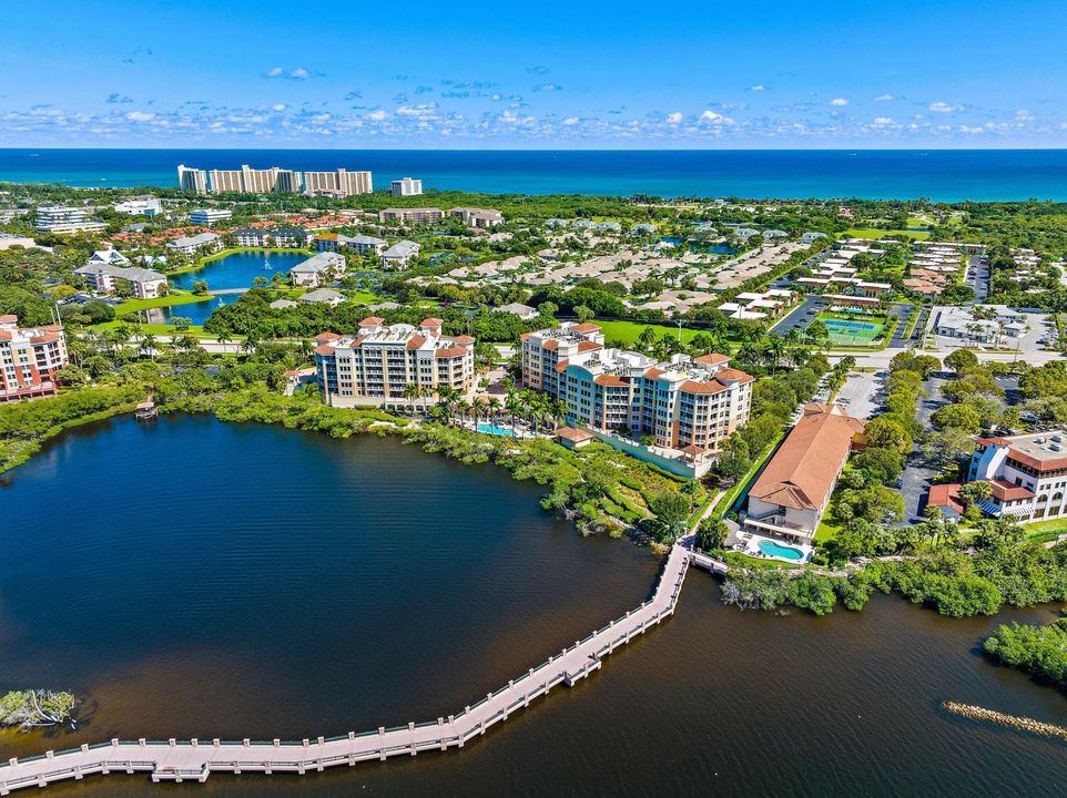 Active With Contract: $1,795,000 (3 beds, 3 baths, 2259 Square Feet)