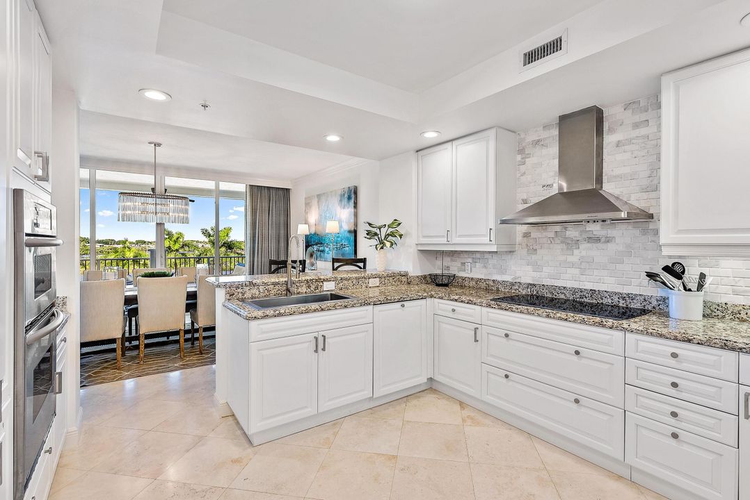 Active With Contract: $1,795,000 (3 beds, 3 baths, 2259 Square Feet)