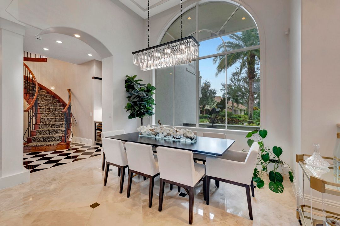 Active With Contract: $3,850,000 (5 beds, 5 baths, 5282 Square Feet)