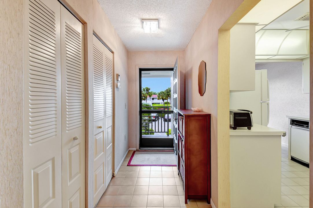 Active With Contract: $24,900 (3 beds, 2 baths, 1617 Square Feet)