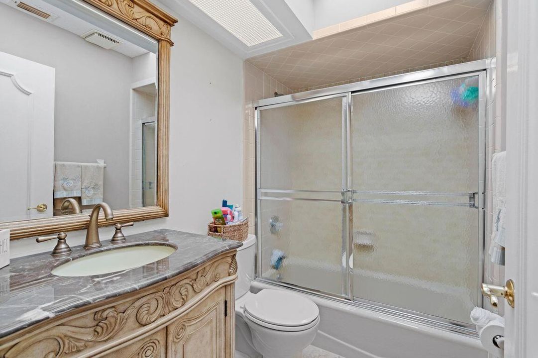 В аренду: $6,500 (4 спален, 3 ванн, 2646 Квадратных фут)
