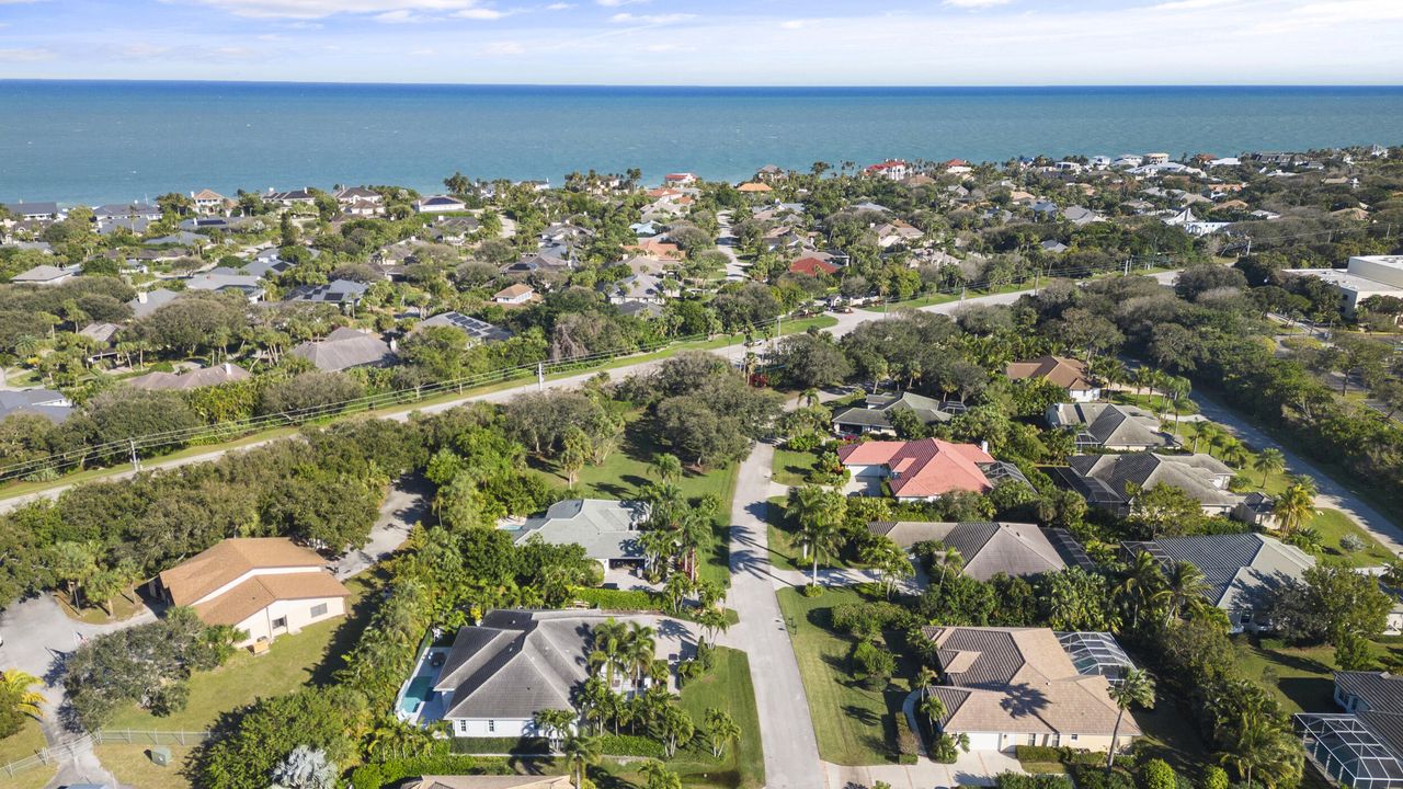 Active With Contract: $1,600,000 (3 beds, 2 baths, 2629 Square Feet)