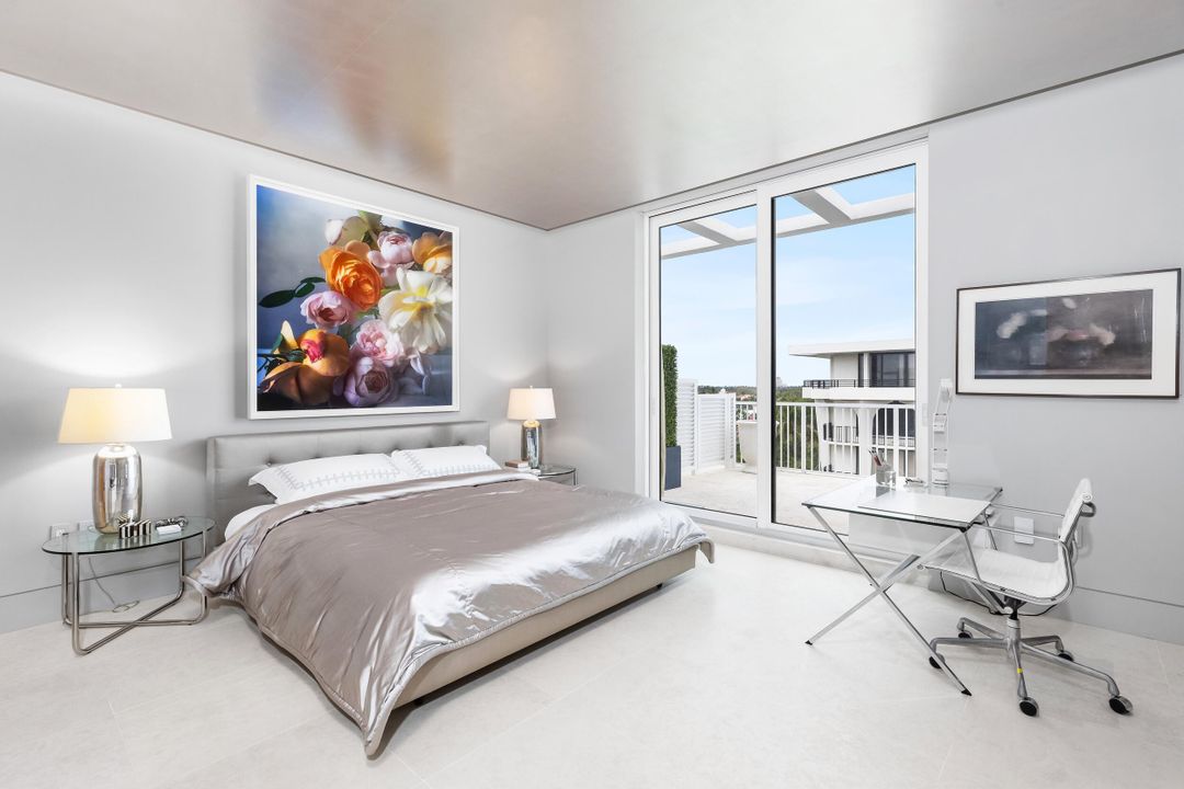 Active With Contract: $6,950,000 (2 beds, 2 baths, 2003 Square Feet)