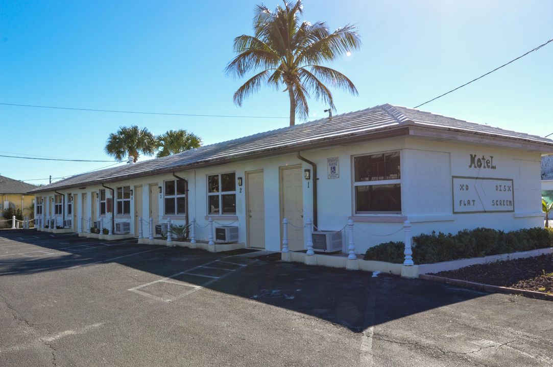 Active With Contract: $1,850,000 (0 beds, 0 baths, 4722 Square Feet)