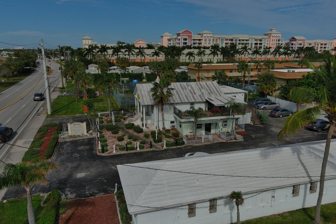 Active With Contract: $1,850,000 (0 beds, 0 baths, 4722 Square Feet)