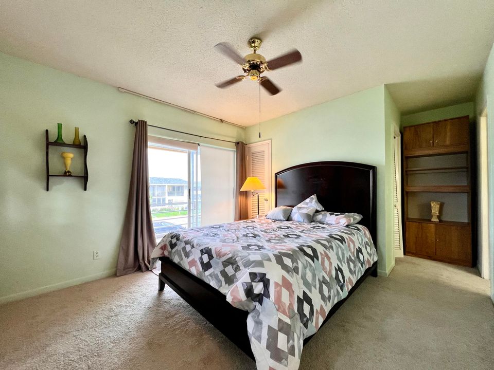 For Sale: $87,000 (1 beds, 1 baths, 646 Square Feet)