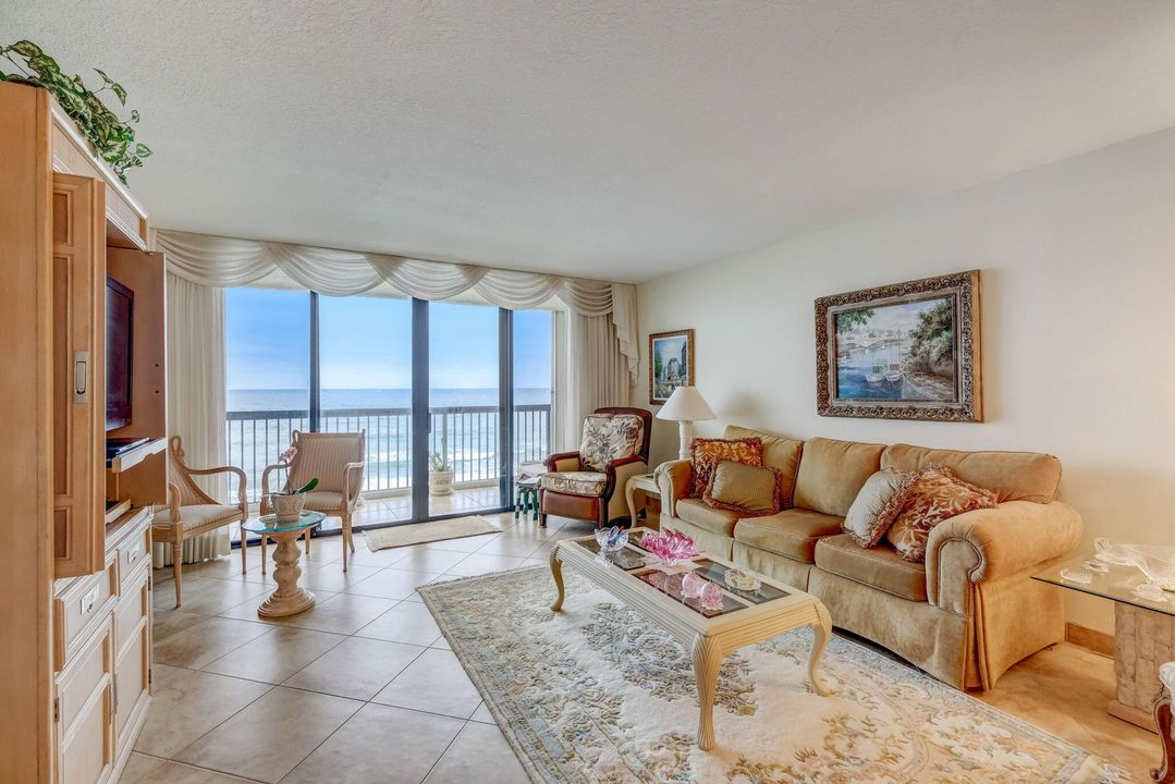 Active With Contract: $1,490,000 (2 beds, 2 baths, 1708 Square Feet)