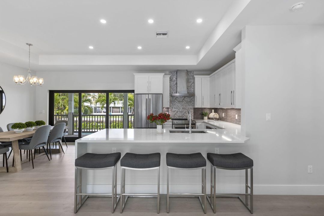 Active With Contract: $1,949,999 (3 beds, 2 baths, 1738 Square Feet)