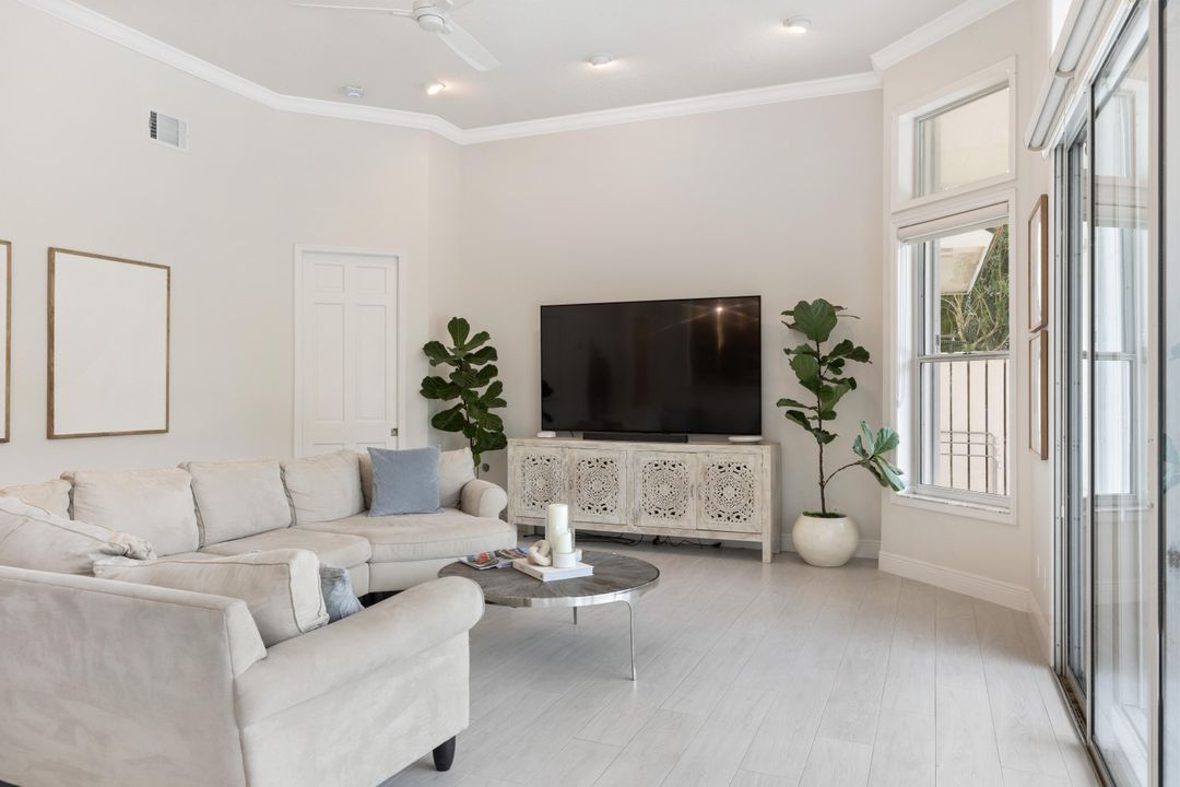 Active With Contract: $1,692,000 (4 beds, 2 baths, 3008 Square Feet)