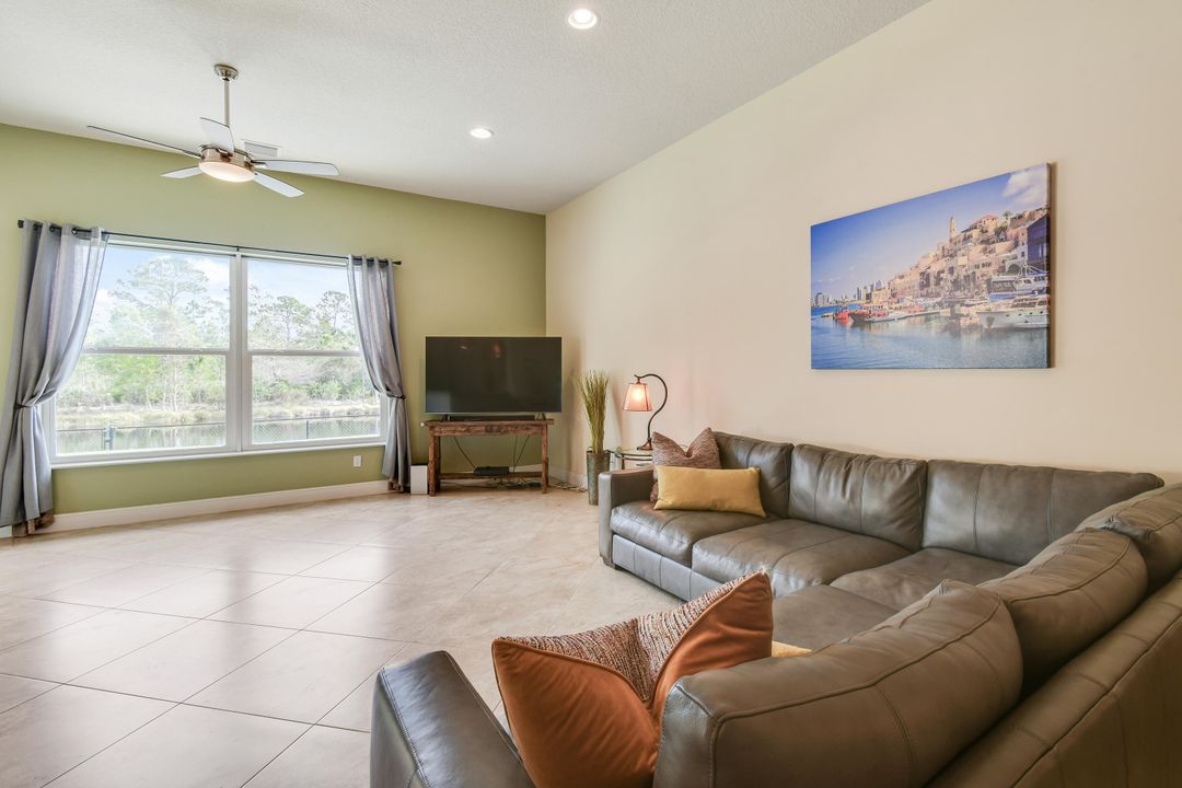 Active With Contract: $730,000 (4 beds, 2 baths, 2221 Square Feet)