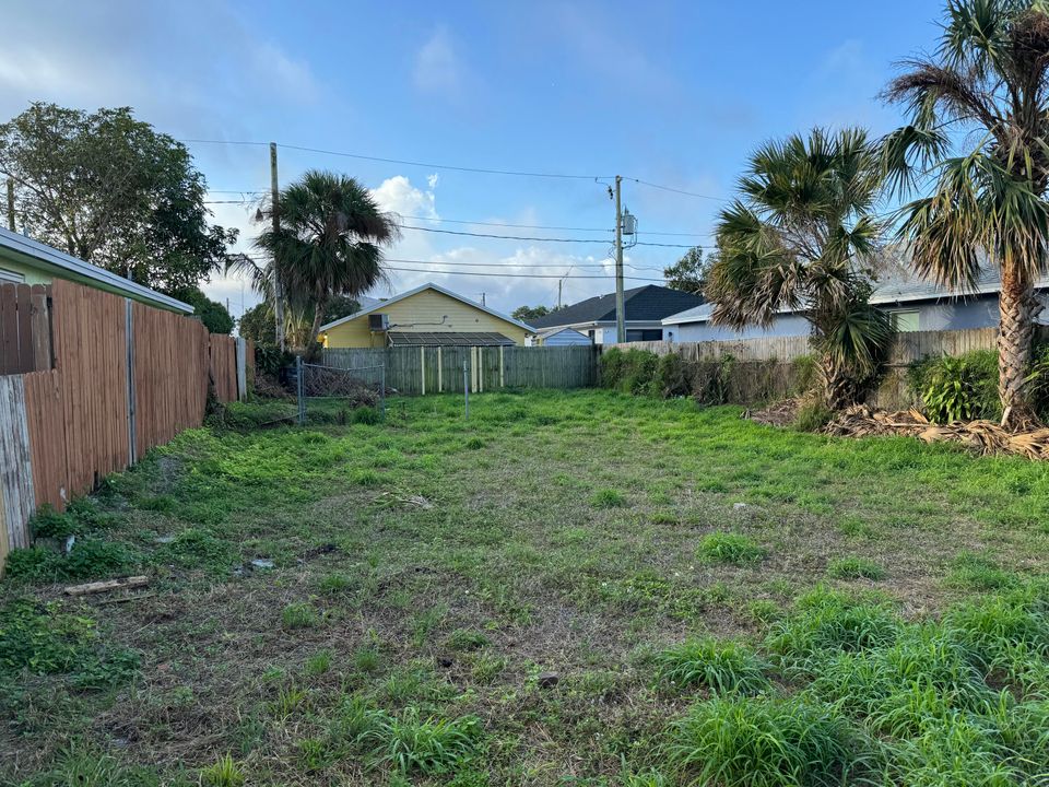 Active With Contract: $120,000 (0 beds, 0 baths, 0 Square Feet)