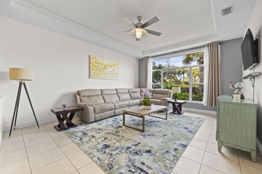 For Sale: $489,000 (3 beds, 2 baths, 2796 Square Feet)