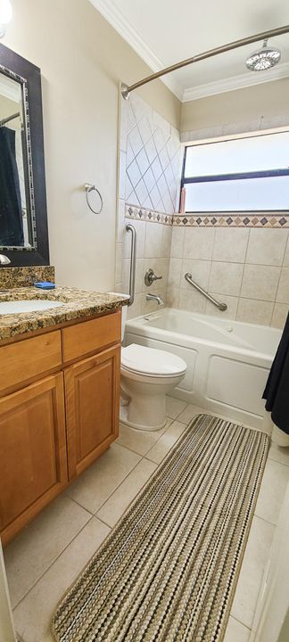For Sale: $300,000 (2 beds, 2 baths, 1284 Square Feet)