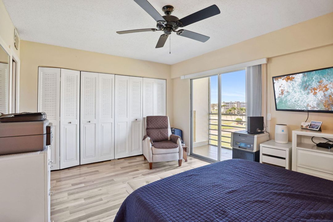 Active With Contract: $115,000 (1 beds, 1 baths, 720 Square Feet)