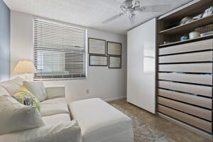 Active With Contract: $685,000 (2 beds, 2 baths, 1119 Square Feet)