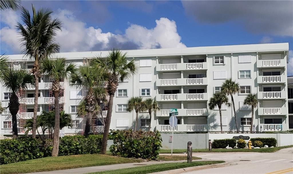 Active With Contract: $5,500 (2 beds, 2 baths, 1250 Square Feet)