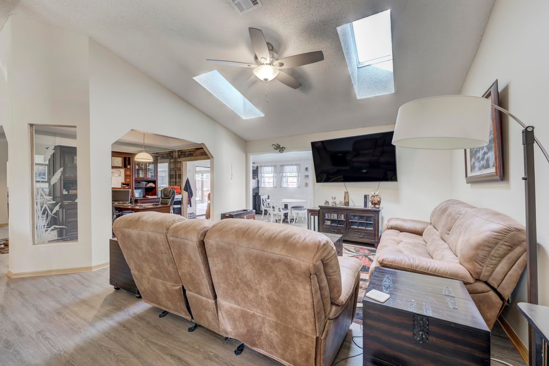 Active With Contract: $459,000 (3 beds, 2 baths, 2060 Square Feet)