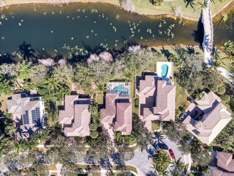 Active With Contract: $825,000 (5 beds, 3 baths, 2992 Square Feet)