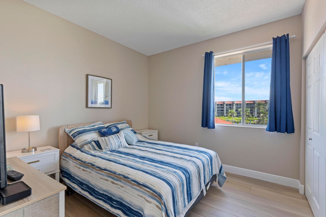 Active With Contract: $5,000 (3 beds, 2 baths, 1727 Square Feet)