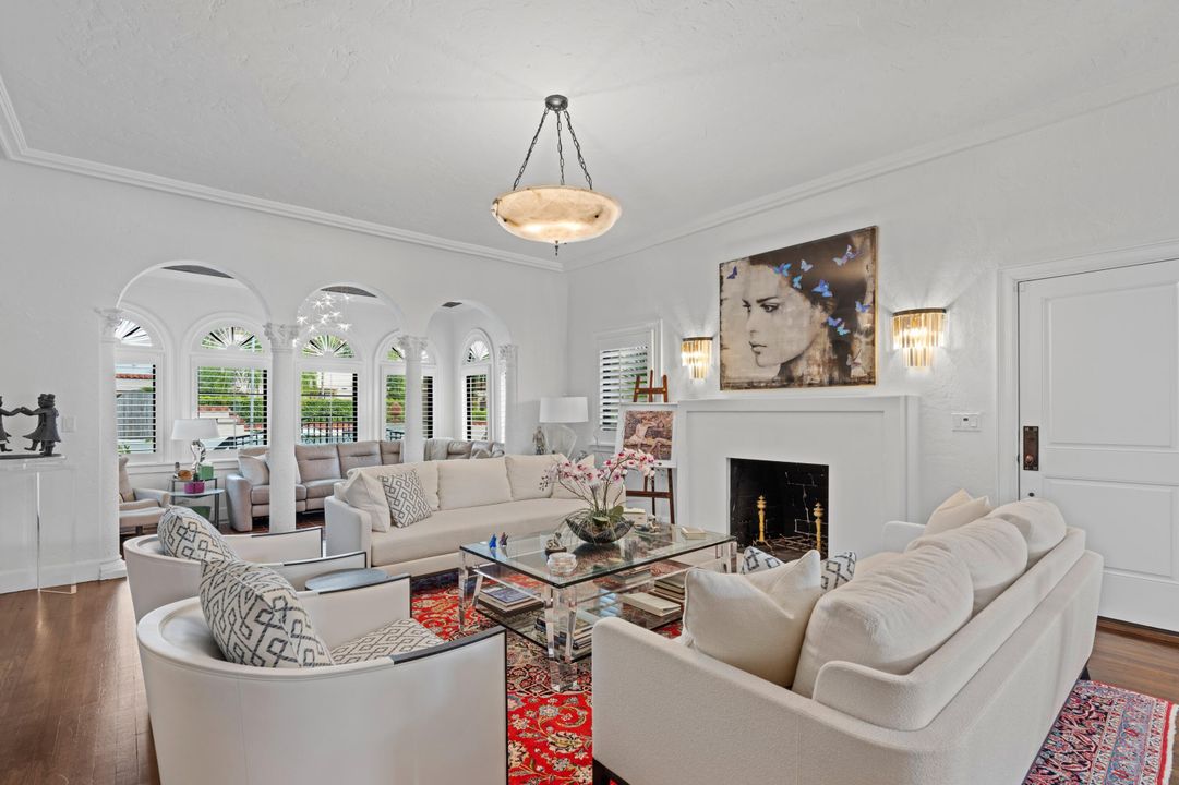 For Sale: $5,800,000 (4 beds, 4 baths, 3650 Square Feet)