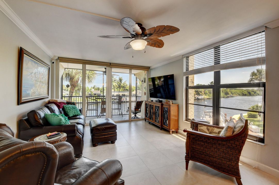 Active With Contract: $6,000 (2 beds, 2 baths, 1130 Square Feet)
