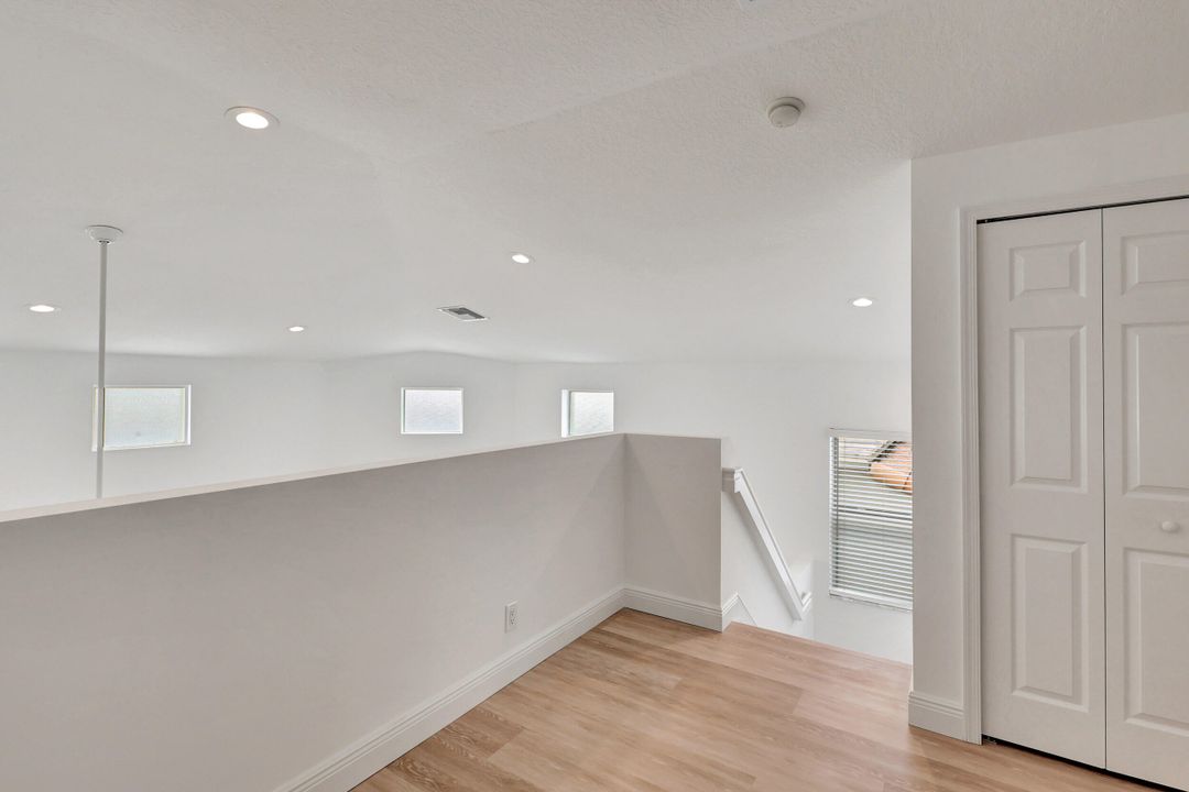 For Sale: $489,900 (3 beds, 2 baths, 1661 Square Feet)