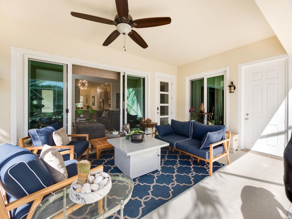 Active With Contract: $979,000 (3 beds, 2 baths, 1777 Square Feet)