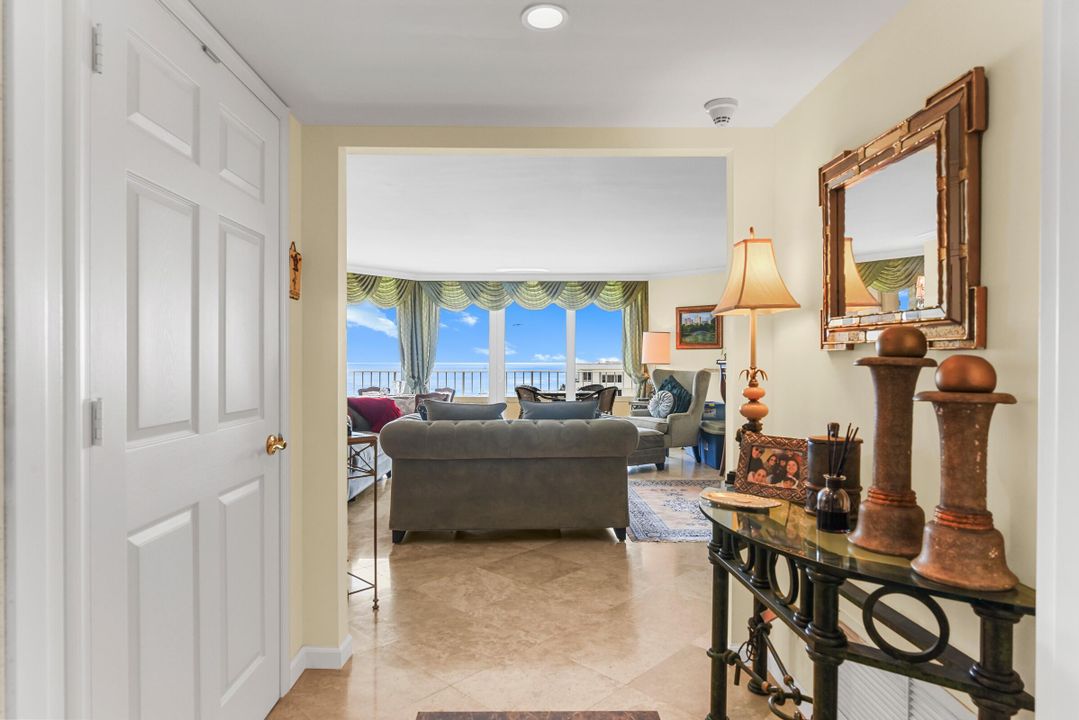 Active With Contract: $2,090,000 (2 beds, 2 baths, 1479 Square Feet)