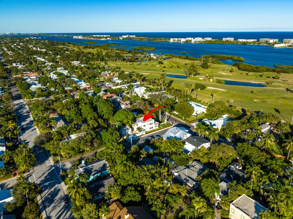 Active With Contract: $1,495,000 (4 beds, 3 baths, 2616 Square Feet)