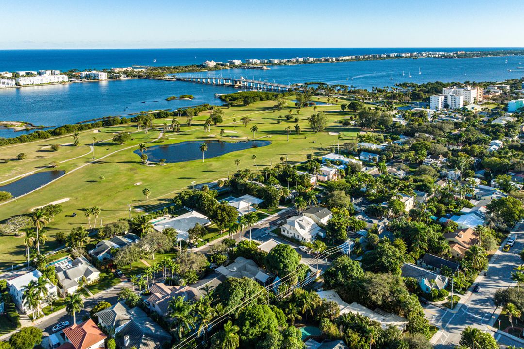 Active With Contract: $1,495,000 (4 beds, 3 baths, 2616 Square Feet)