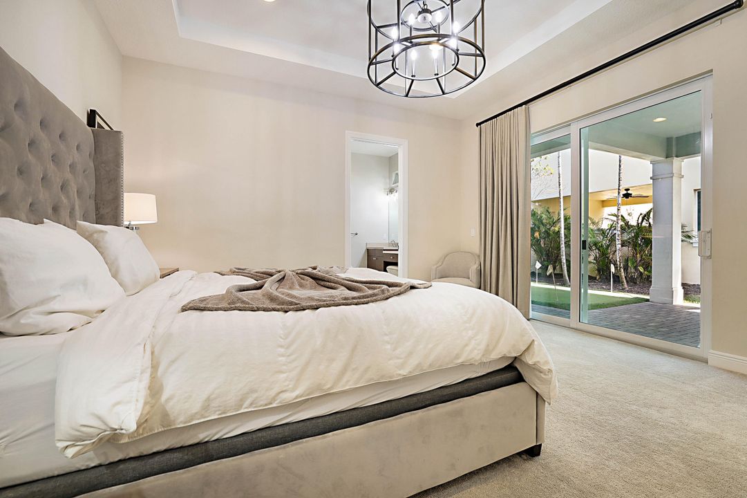 Active With Contract: $1,250,000 (3 beds, 3 baths, 2984 Square Feet)
