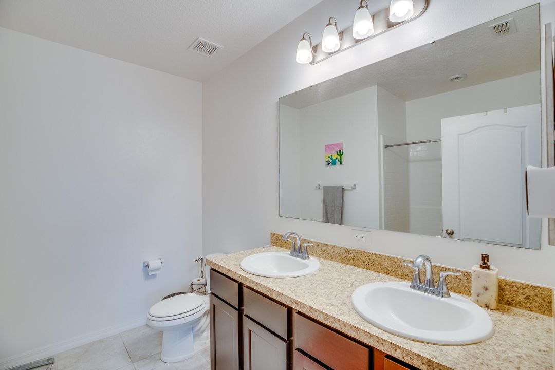 Active With Contract: $329,000 (3 beds, 2 baths, 1425 Square Feet)