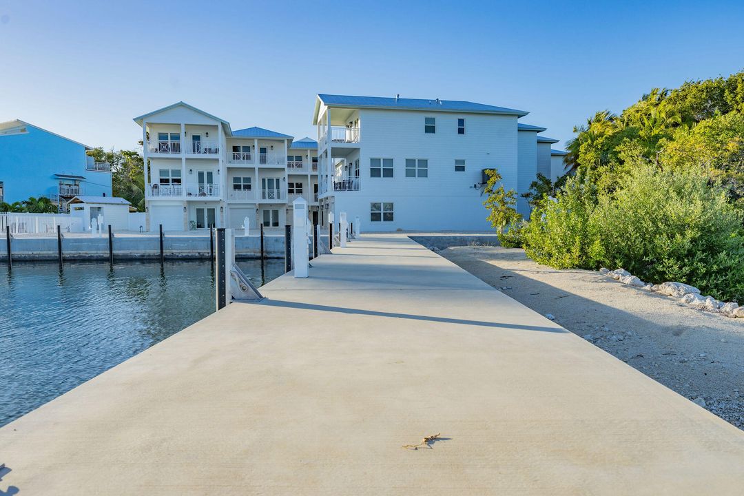 For Sale: $1,650,000 (3 beds, 3 baths, 1680 Square Feet)